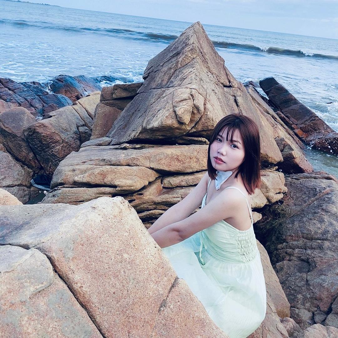 💴Y一口吃掉月亮