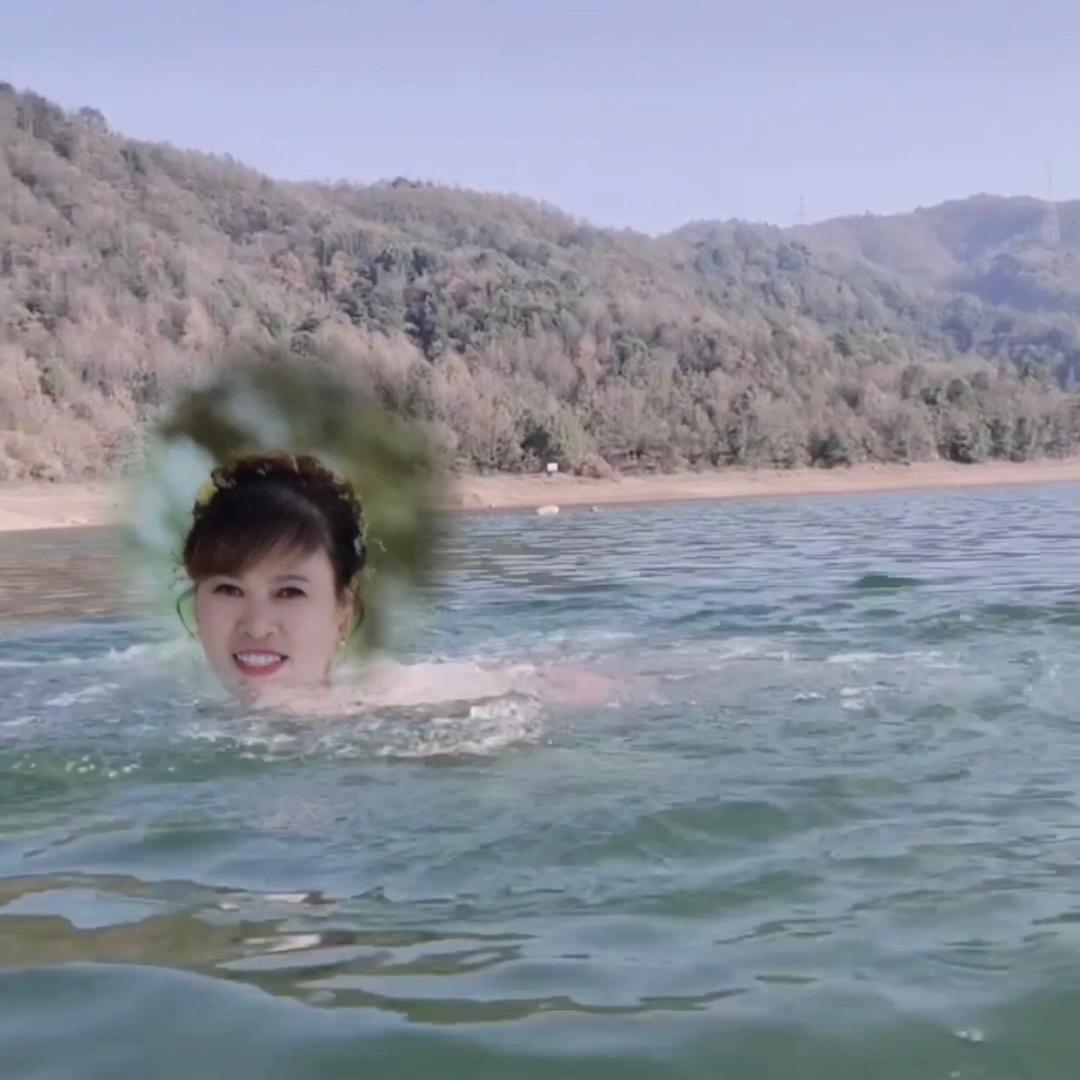 真情只怕无情伤