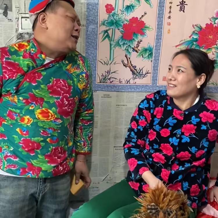 胡大美（爱搞笑）