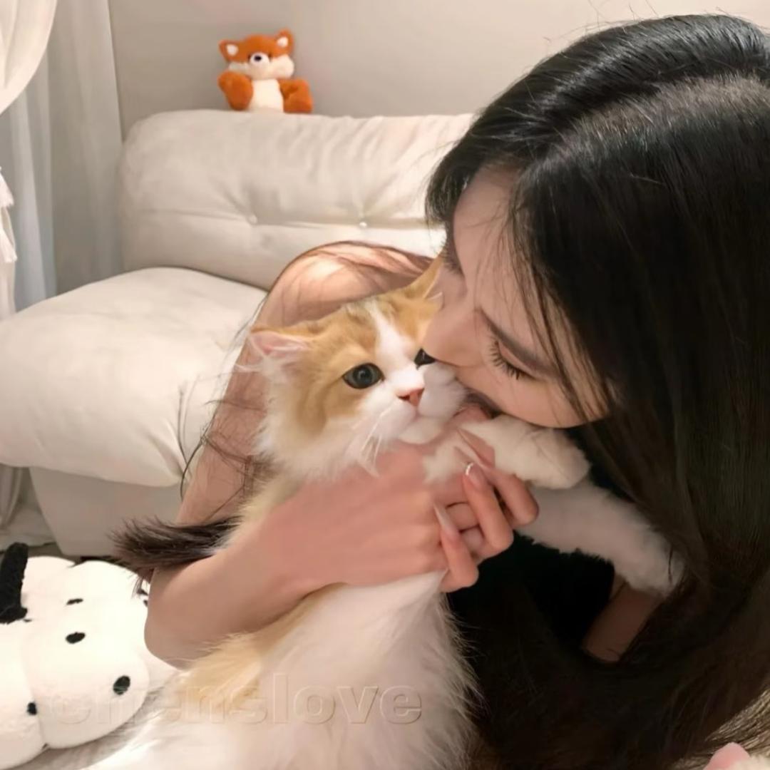 左耳^
