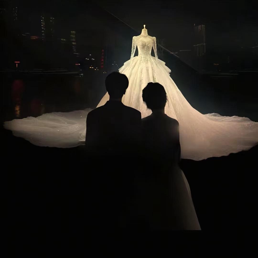 华州鞋店杨彪妹妹