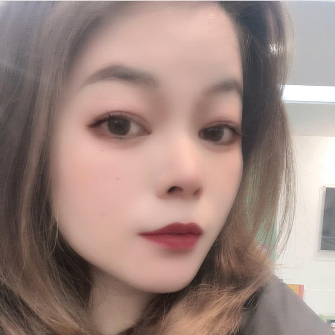 佳佳吖💫
