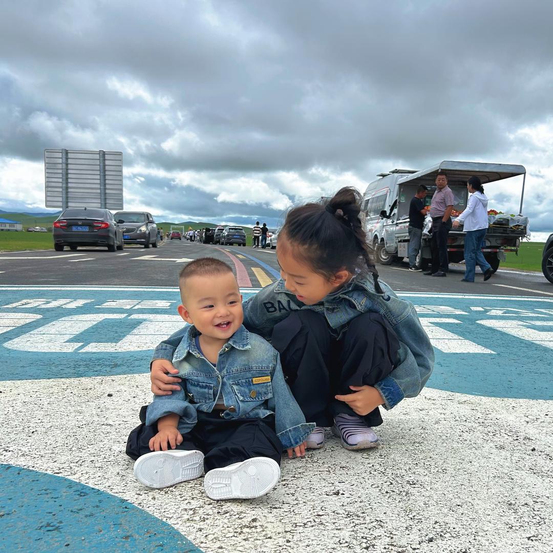 吕安安和吕宁宁