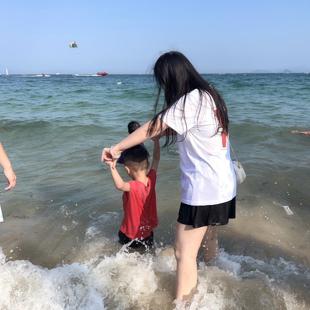 莹莹宝贝记录片吖