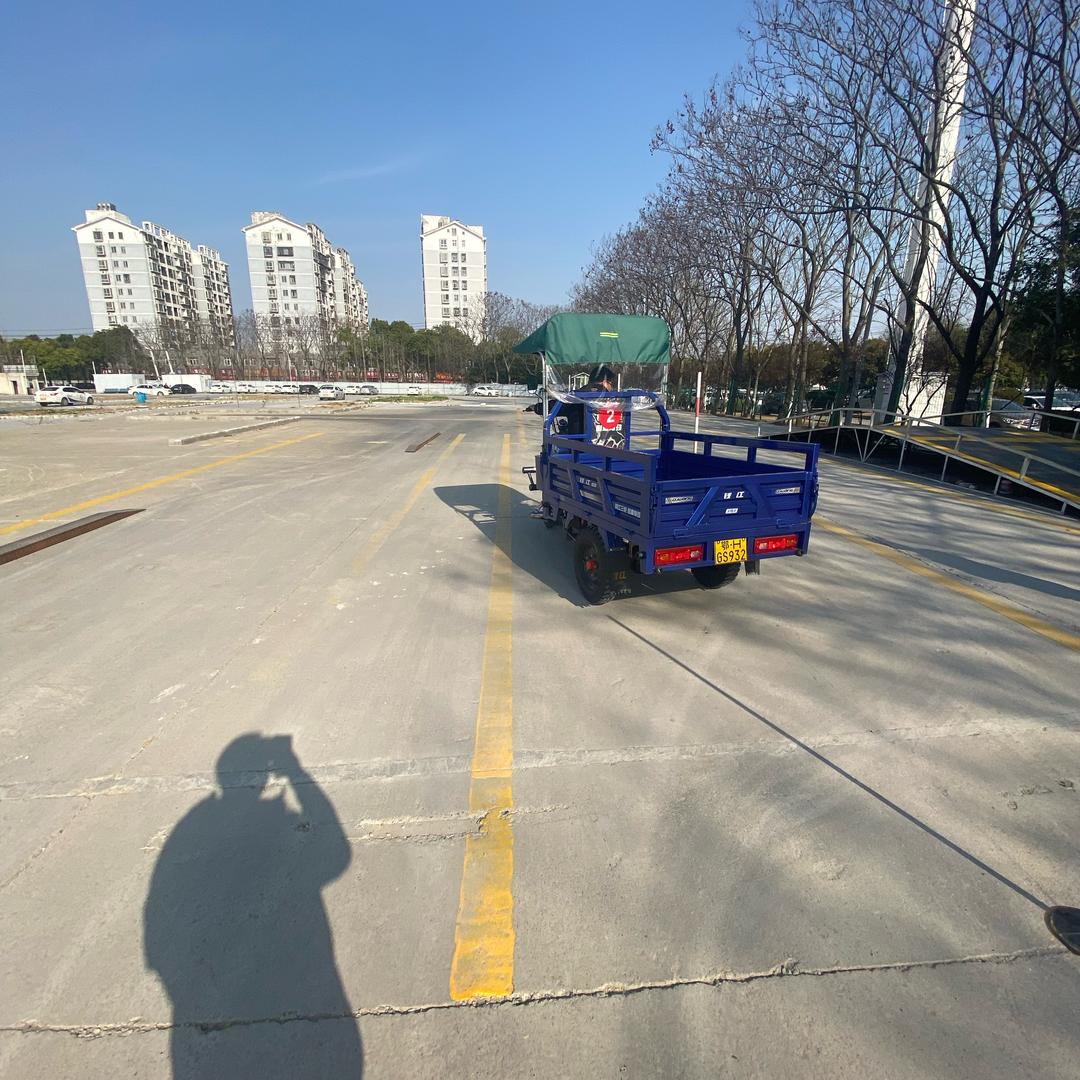荆门先龙摩托车小师妹