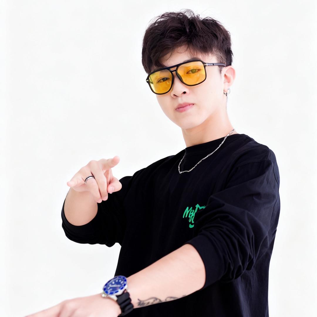 H- fly