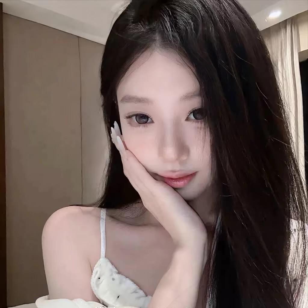 吴亦凡现女友