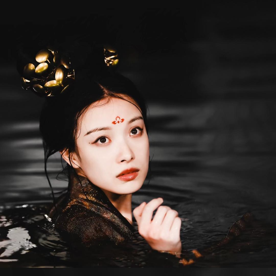 小艺.