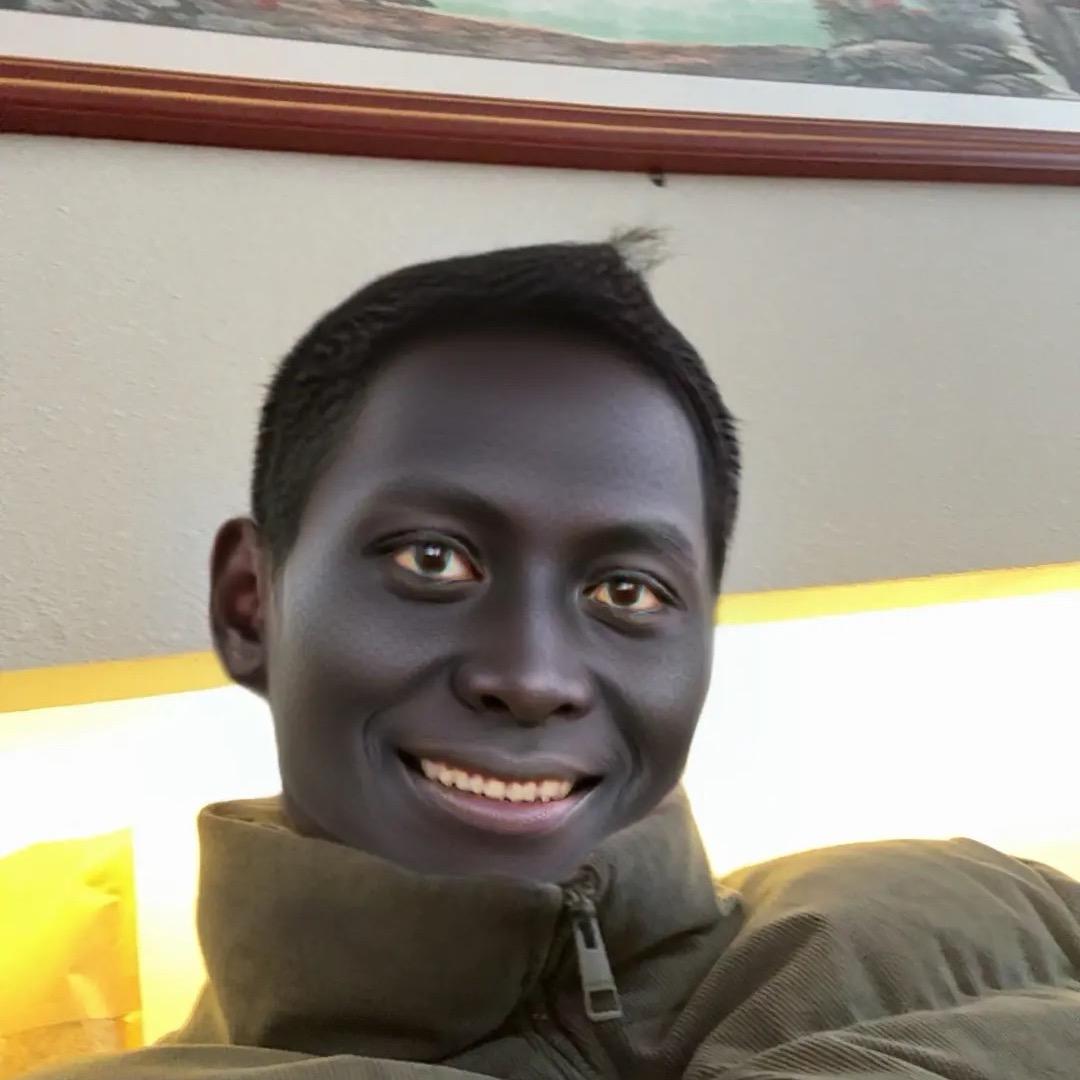 小时候可管了.管总