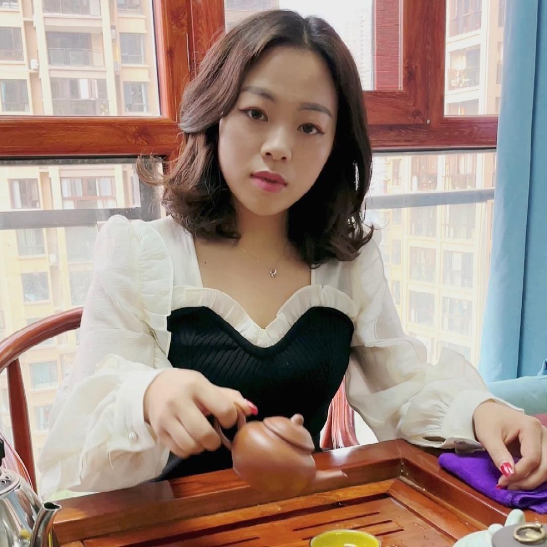 西施黄金饼月月（总部）摆摊日常