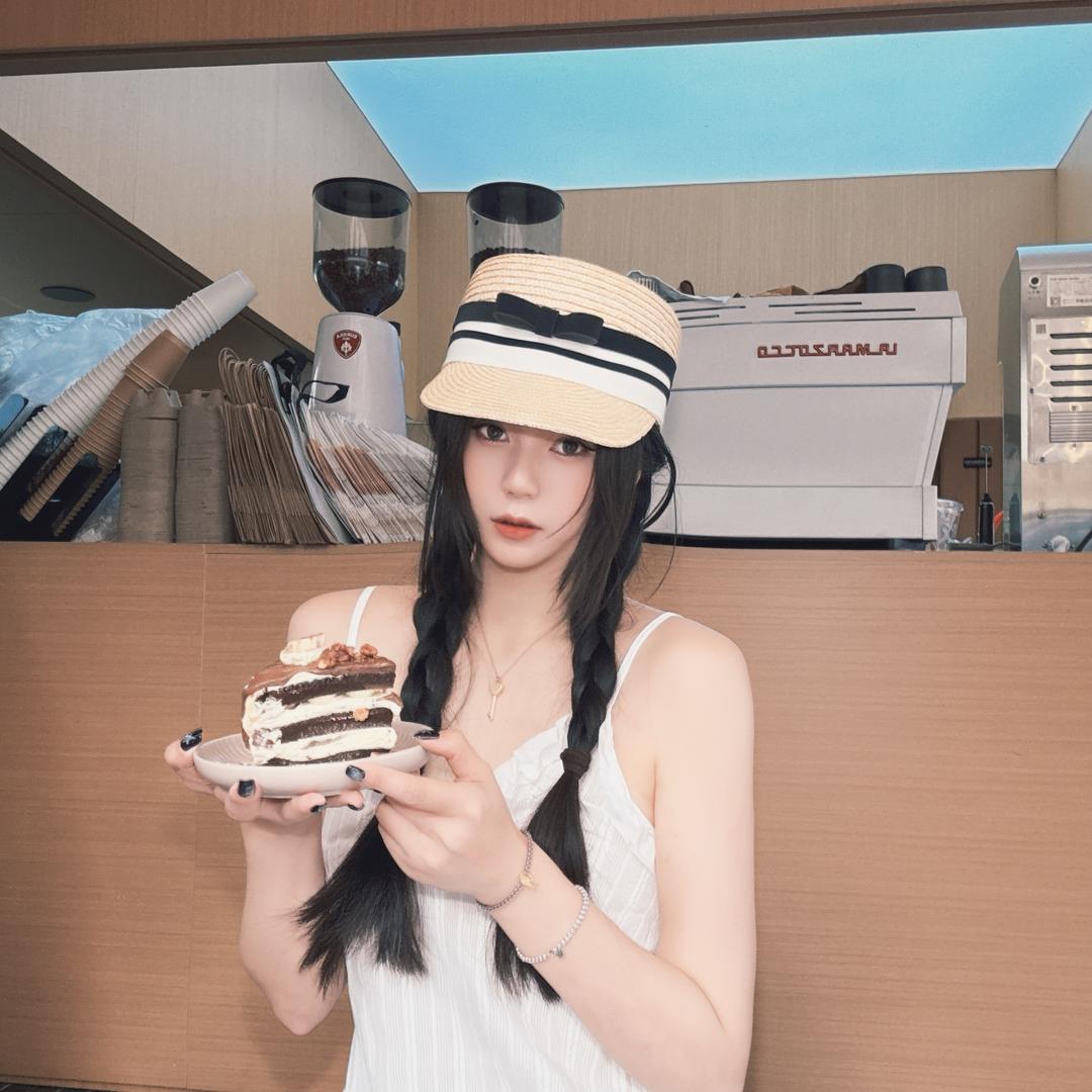 戏精少女🎈