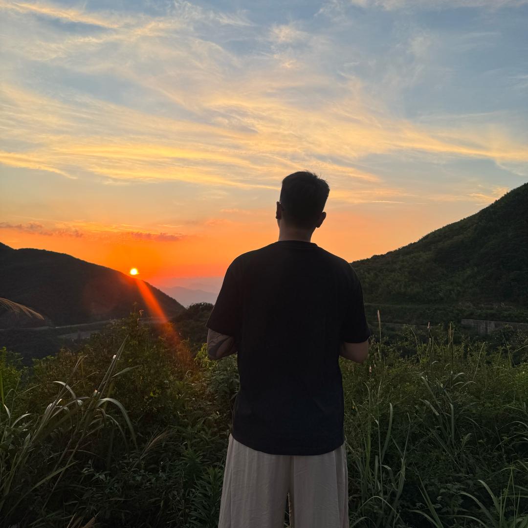 莱卡豪车租赁 俞大胆