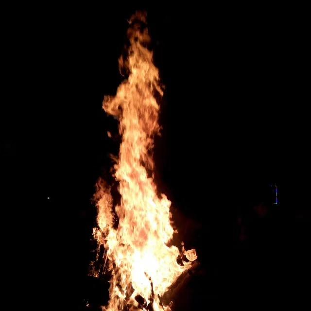 Passerby，过路人