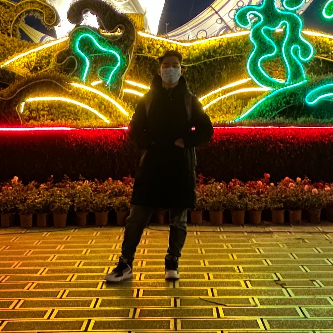 小新爱僵尸（接官卡）
