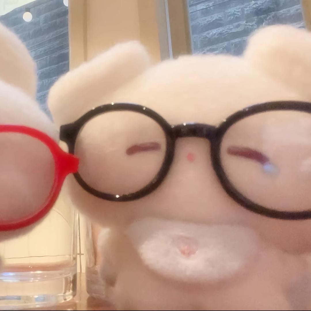 伤心小狗.