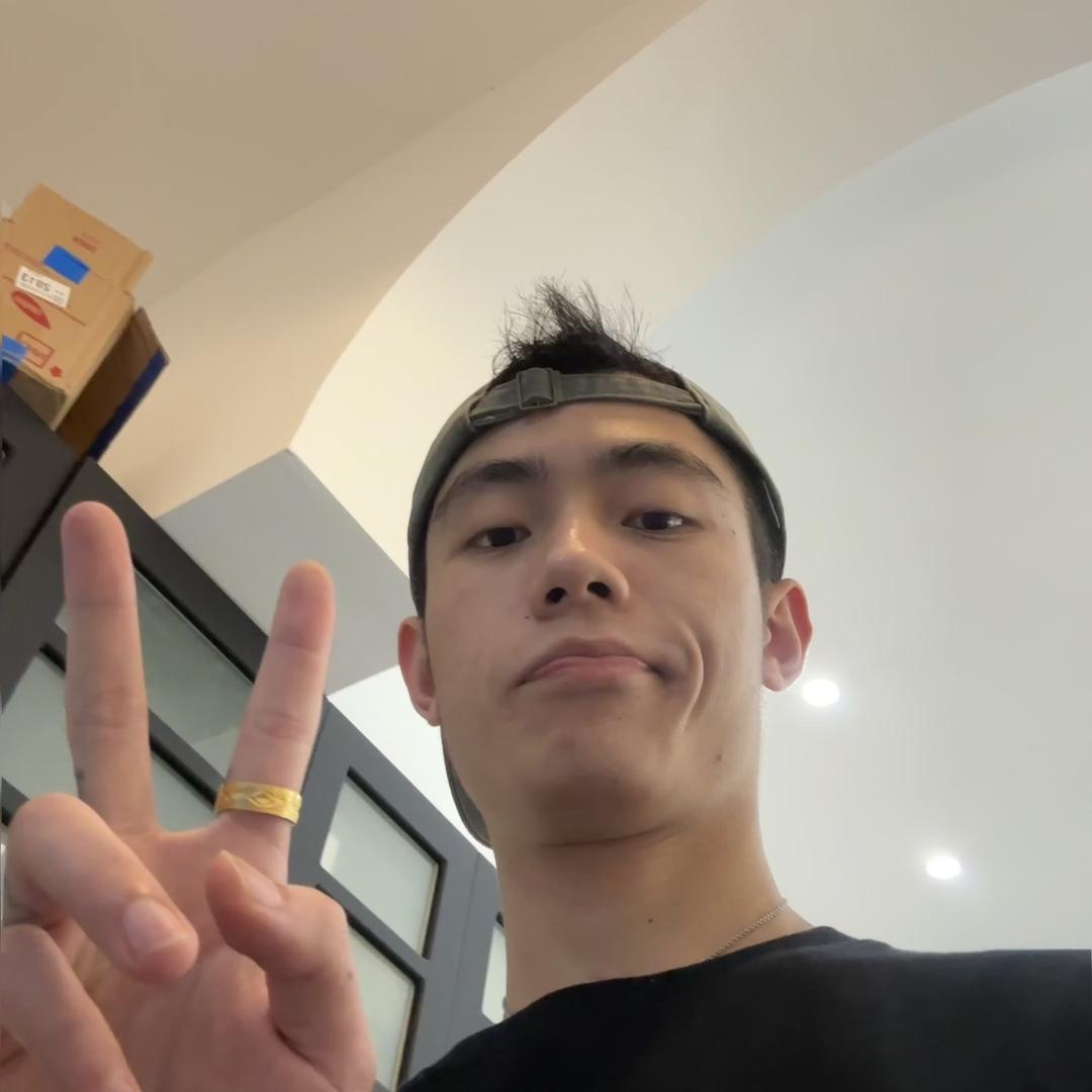 砸脸了吗