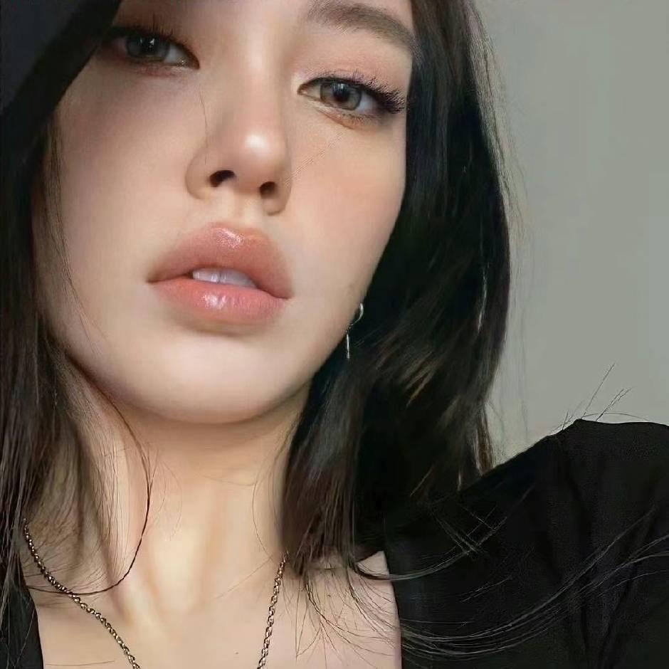 凌凌柒