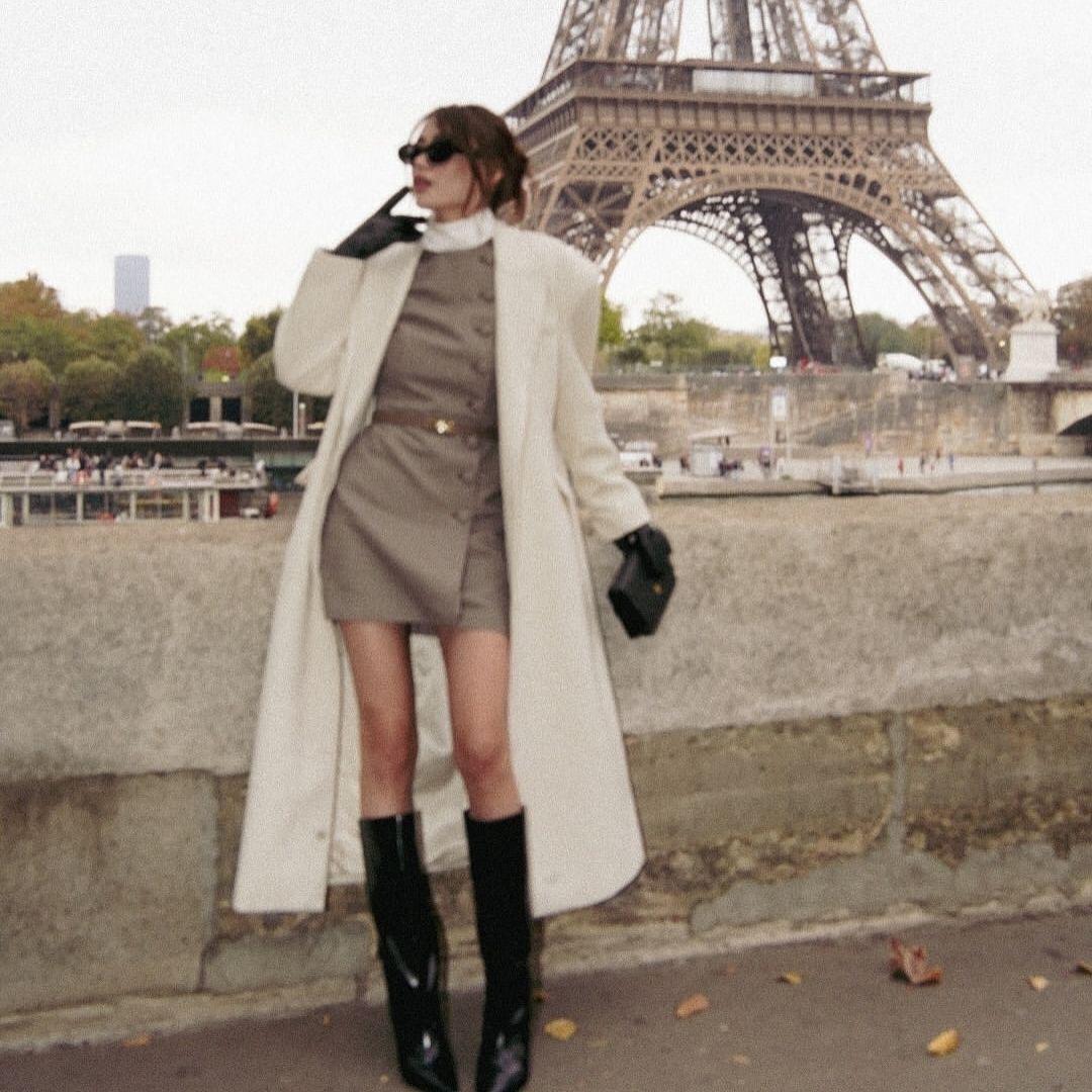 忧郁的下雨天在天台肘击拼好饭