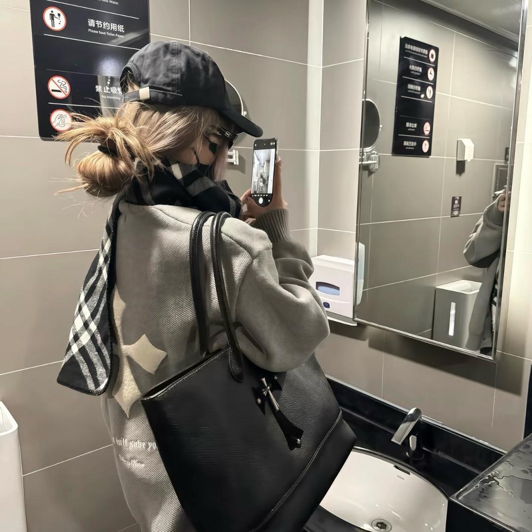 Yulia.