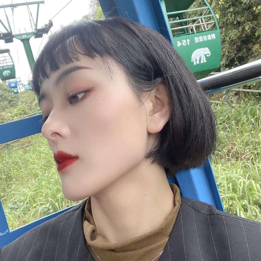 牧•里