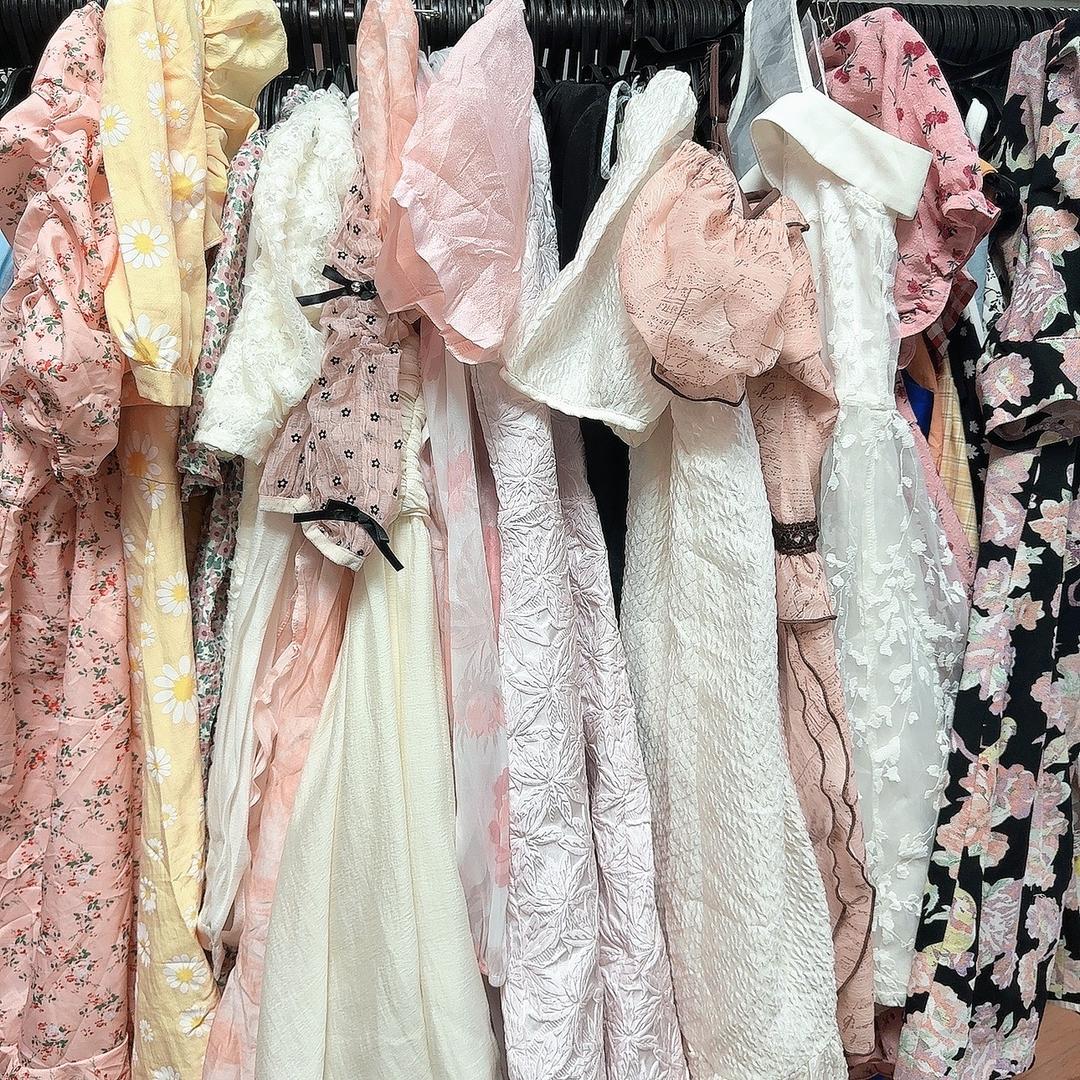 月月服饰批发