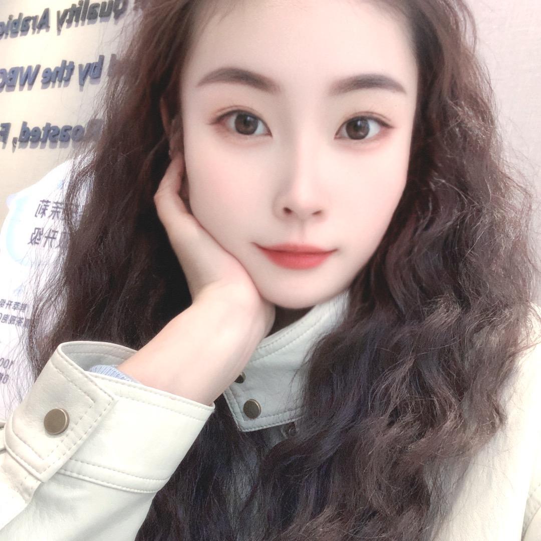 黒闀浬的紅唇💋