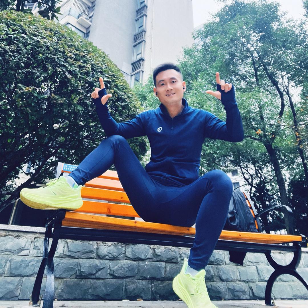 岳佬三·刘小磊