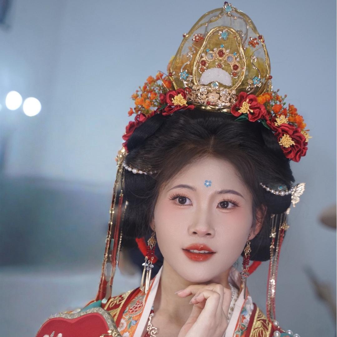 阳璐璐，接跟妆