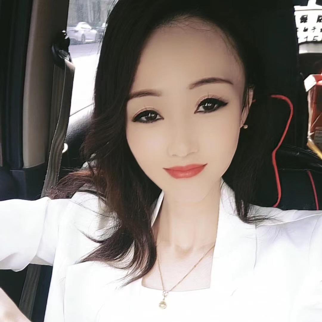 美缝里的小姐姐