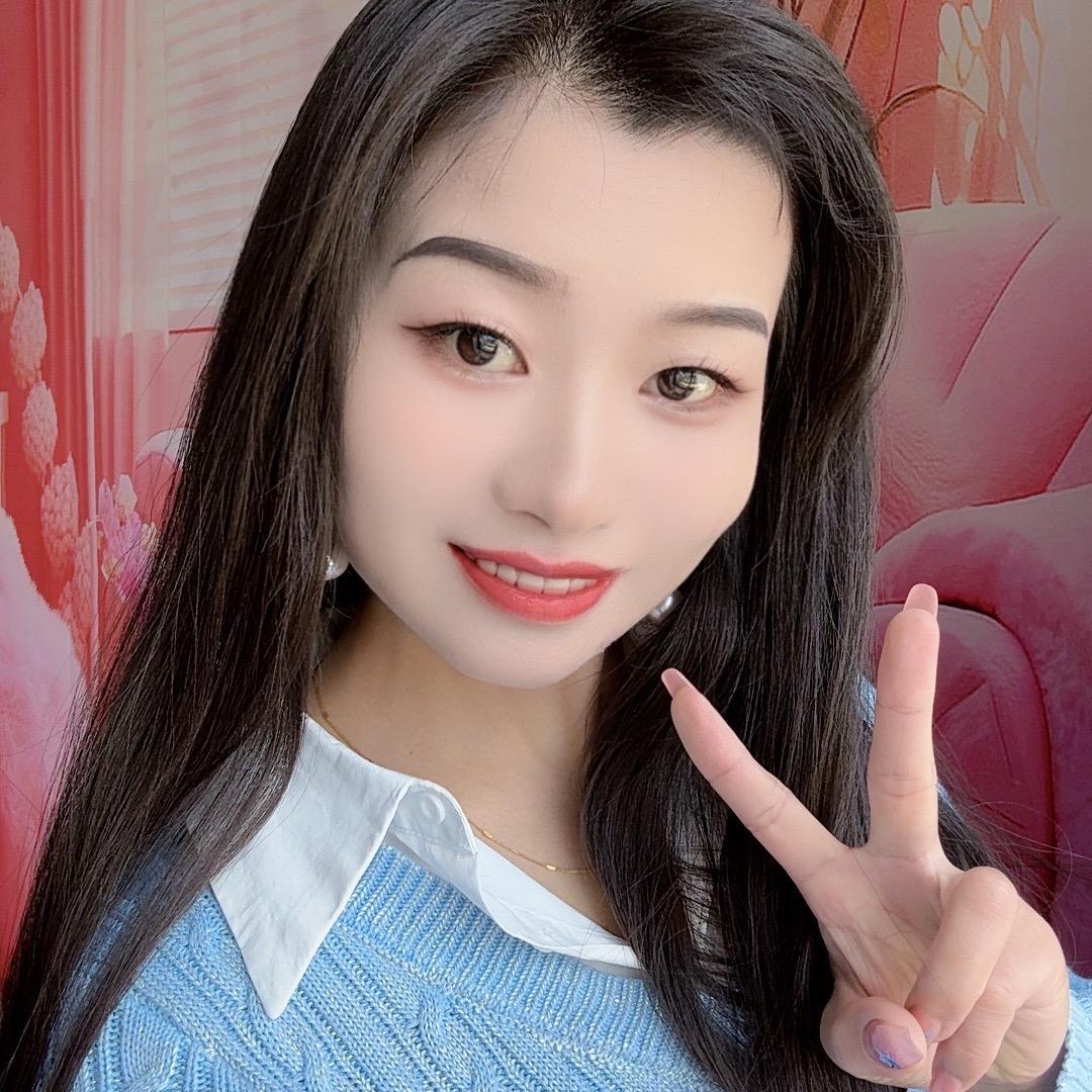 小芸姐（阿奎表姐）
