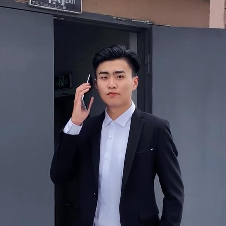 孟达很绅士