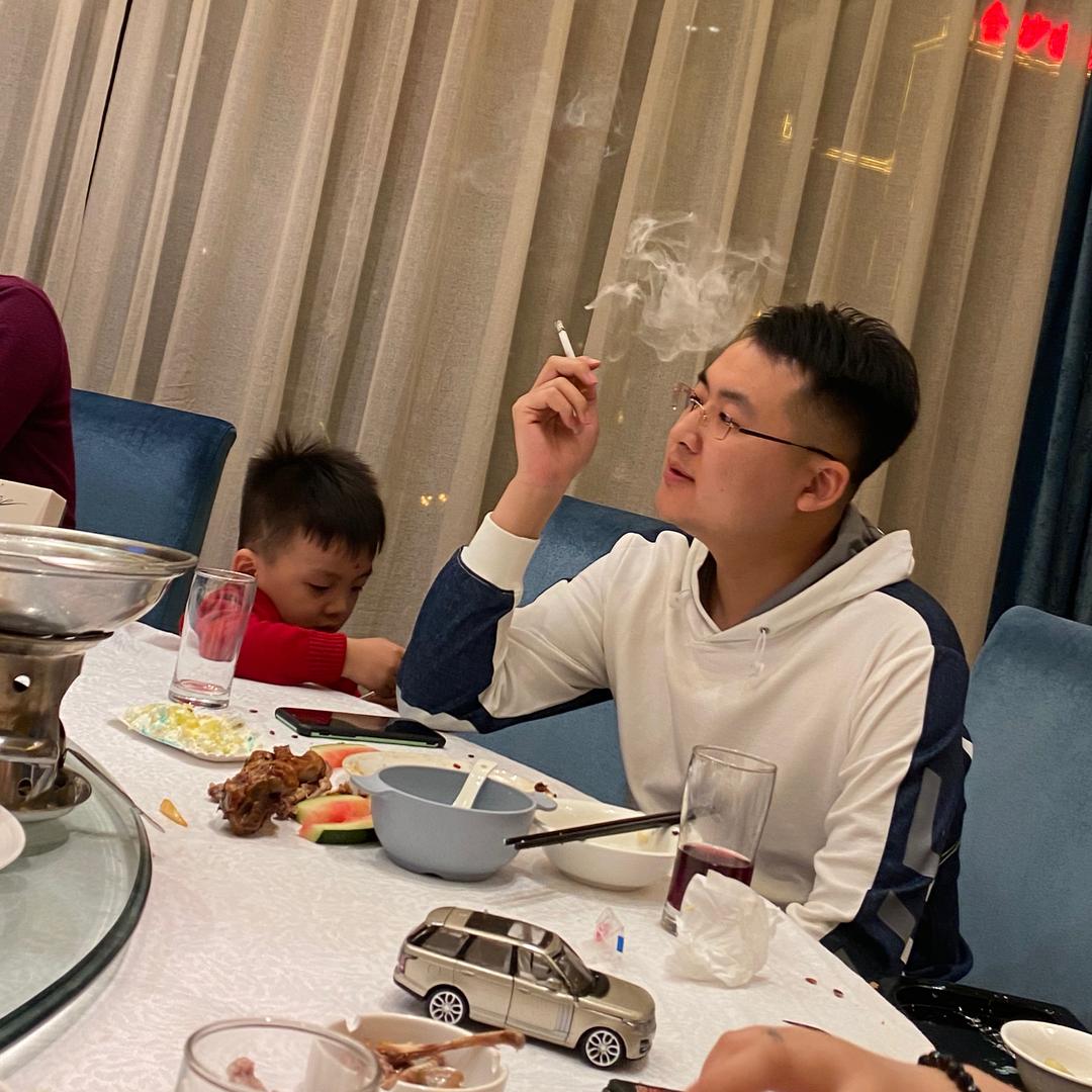 裕豪二手车-小落༺