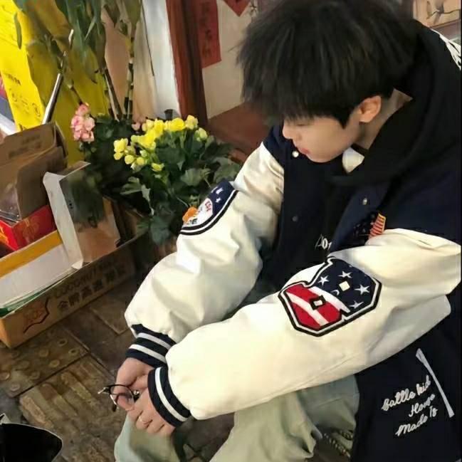 张智霖.