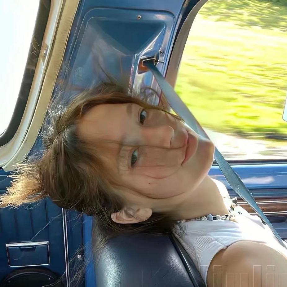 JR  y