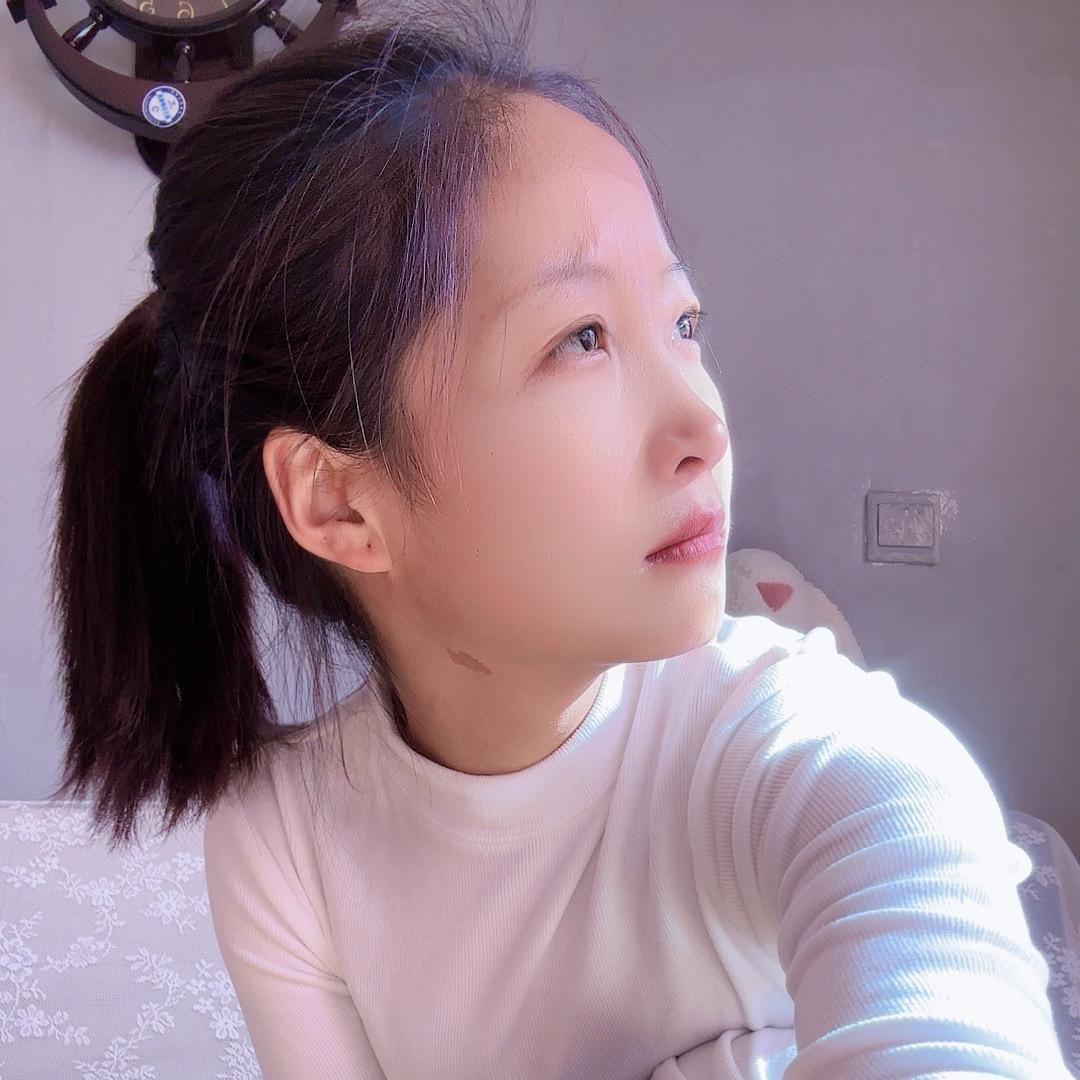 黑色眼泪💧