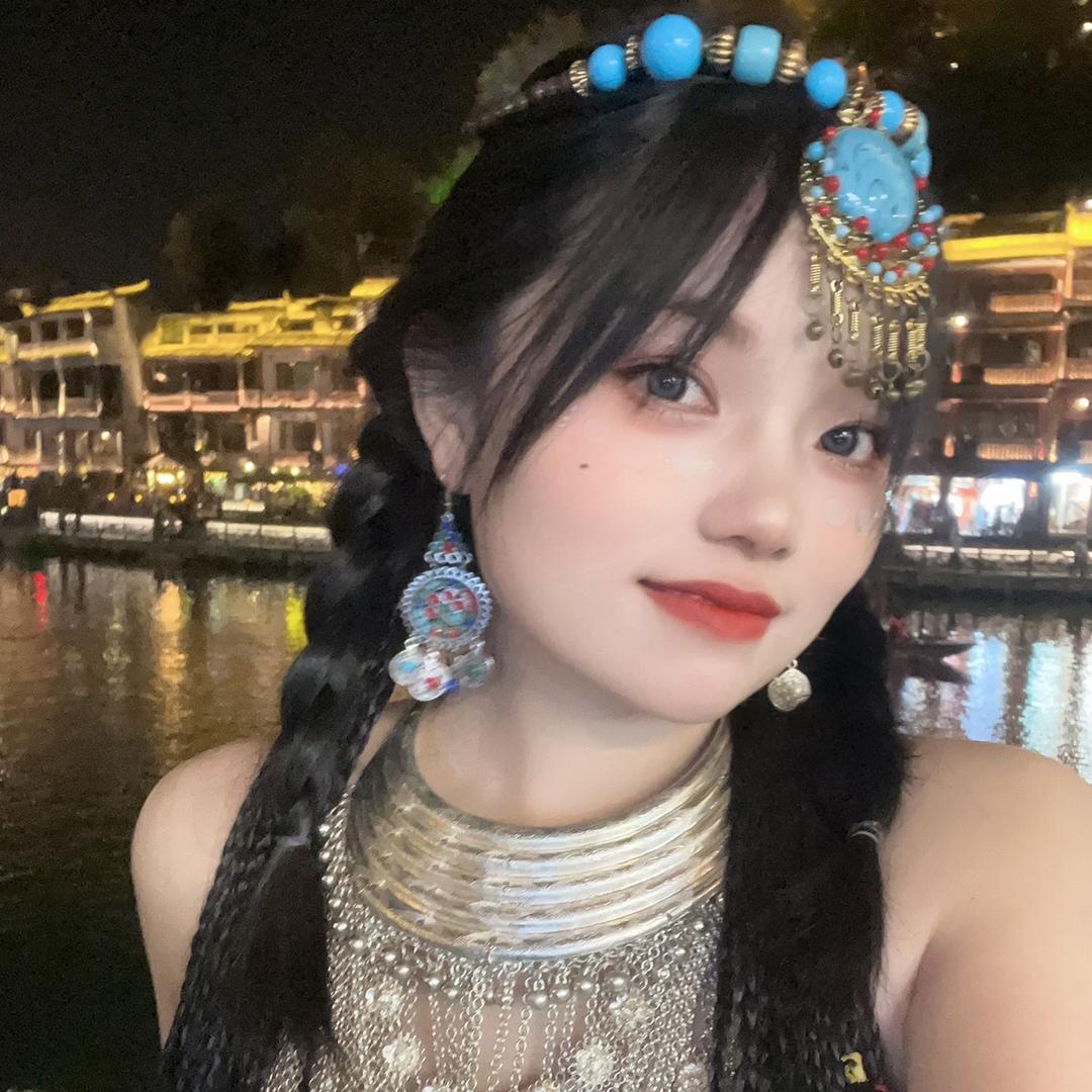 ᥫᩣ不发脾气只发财 ✌︎ ◡̈✨