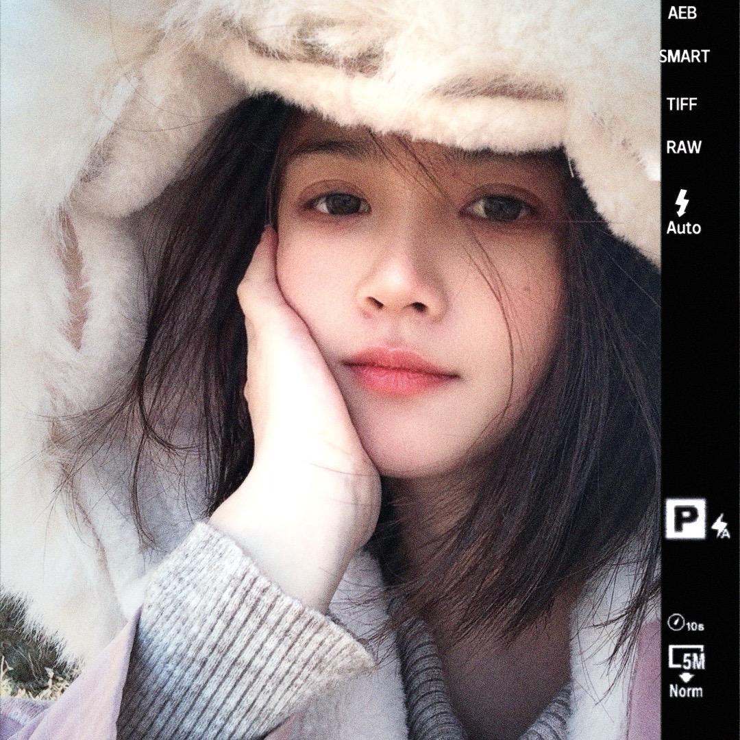 小小莫