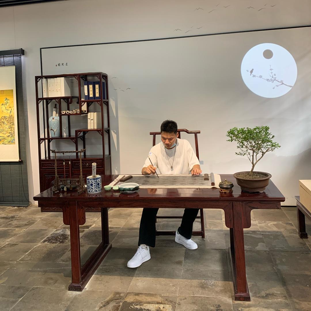 嘻•