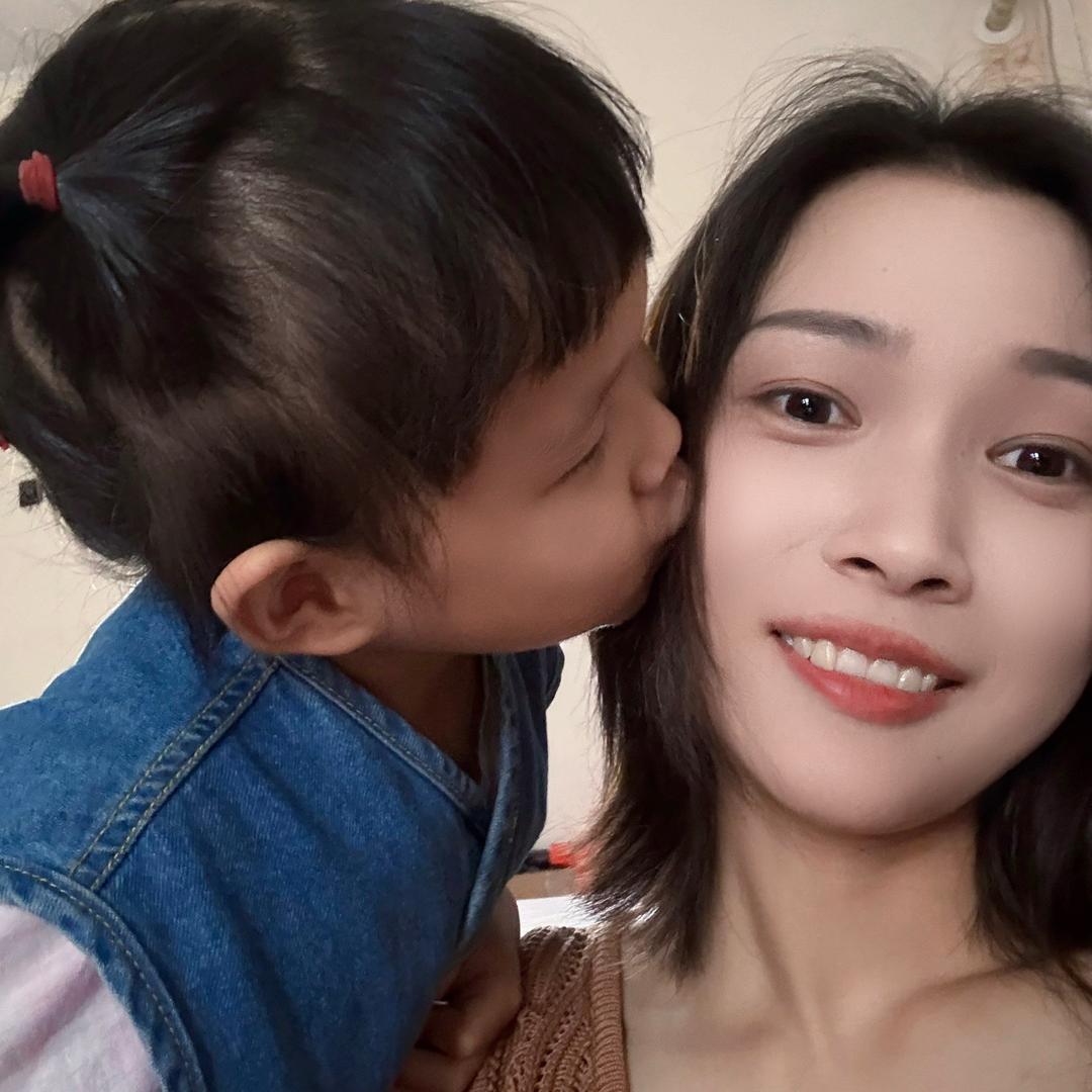 梁四毛
