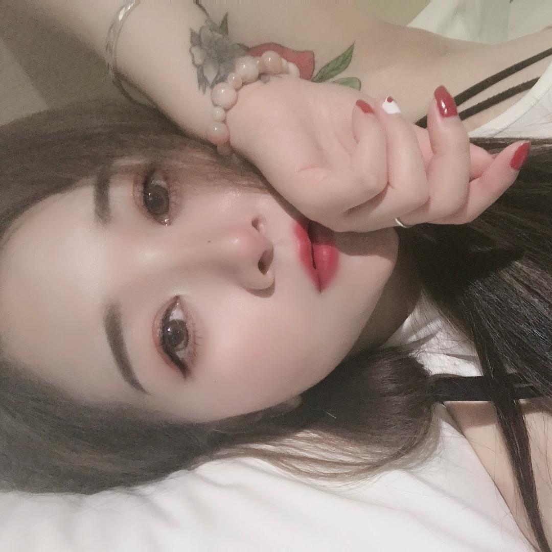 简小猪🐷