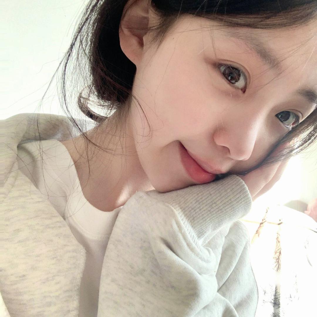 羊咩咩的小脑袋