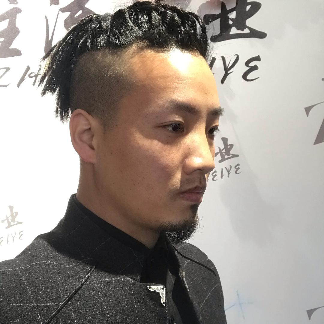 周口减龄烫发阿勇新主流美发沙龙官方账号