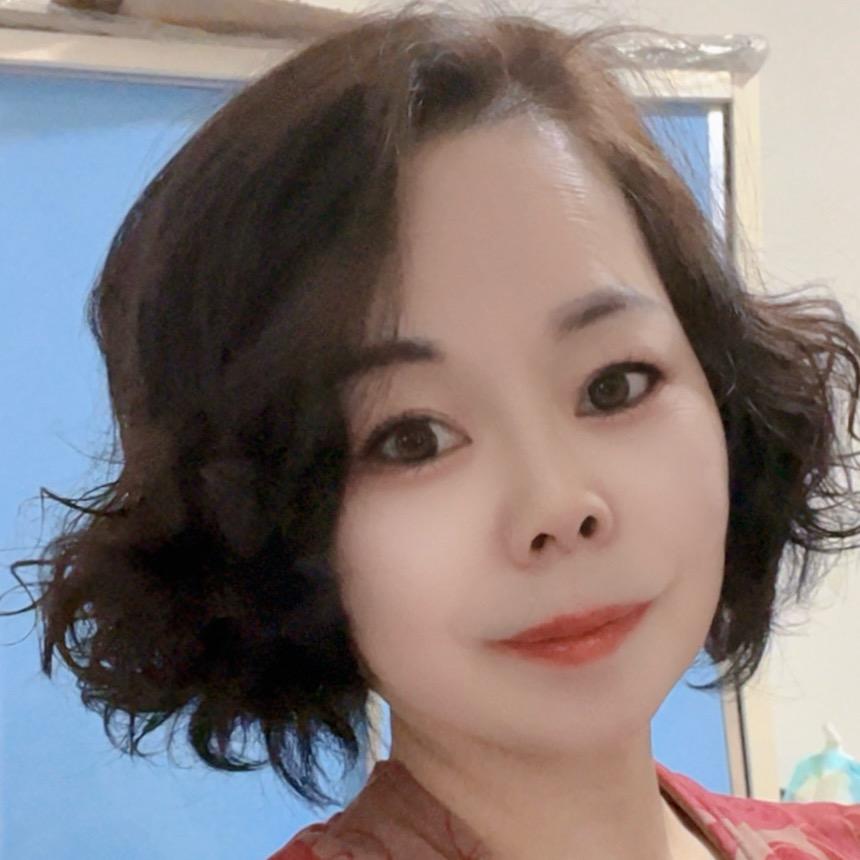 金牌母婴指导师白云姐