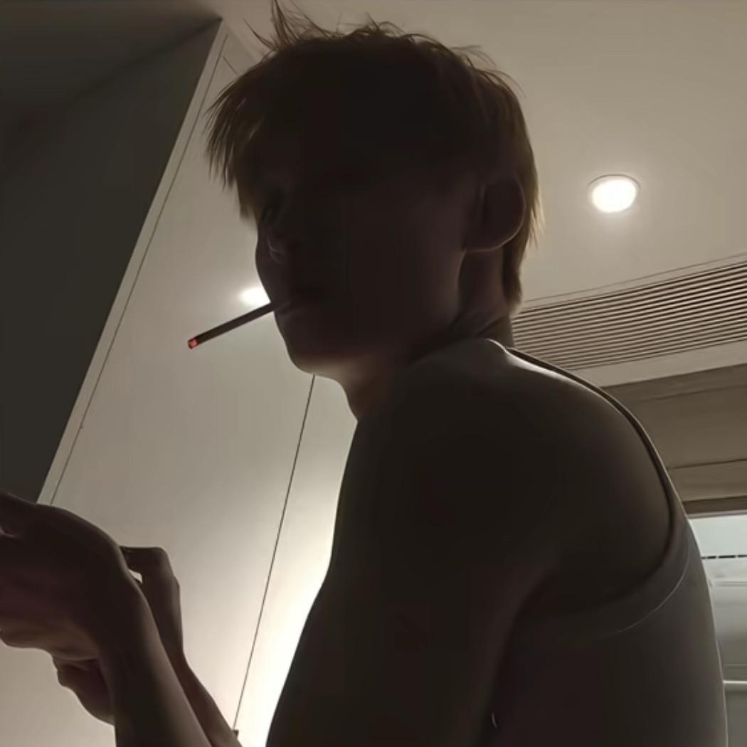 ‍‍    ‍‍