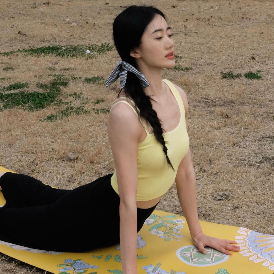 七七~