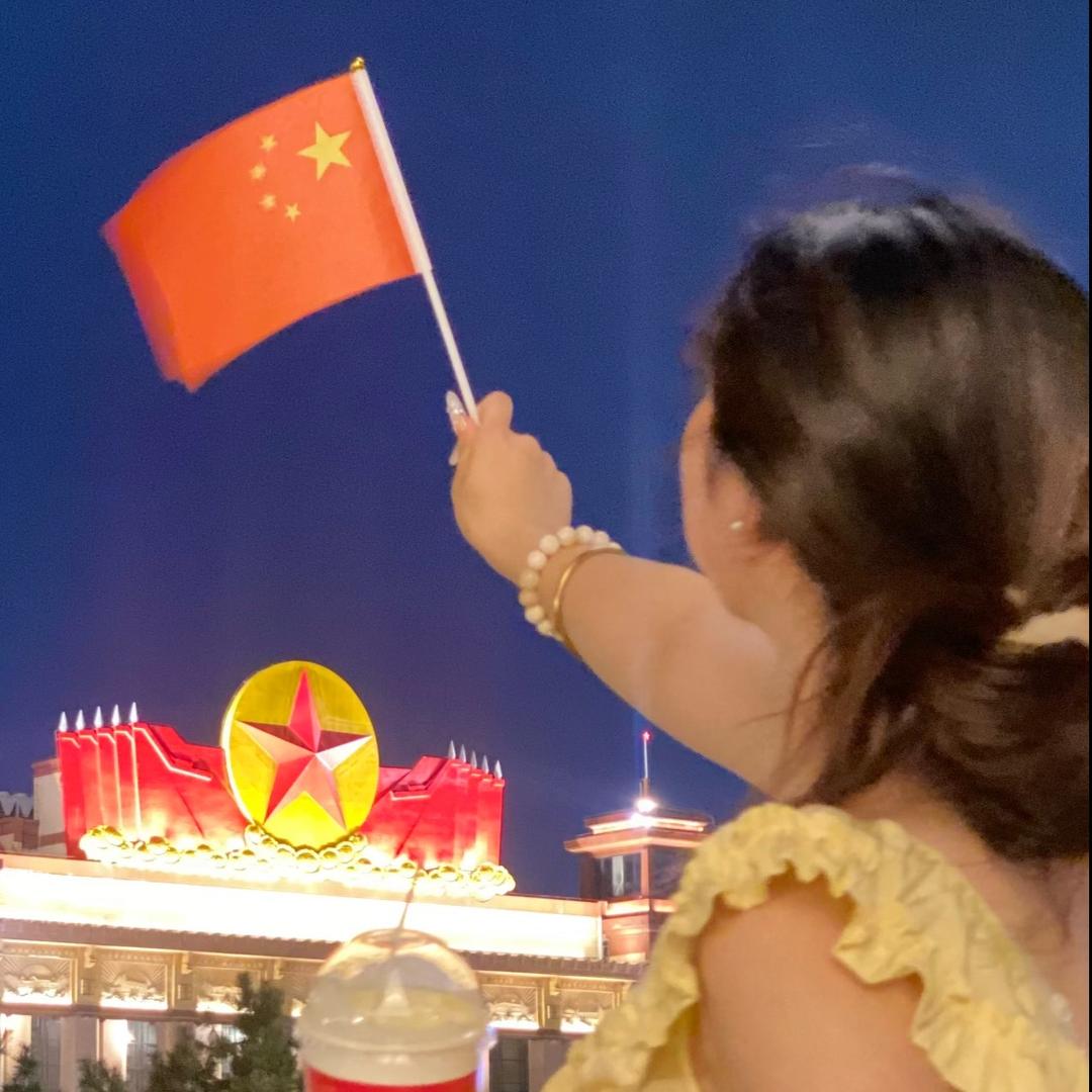 _一杯冰美式