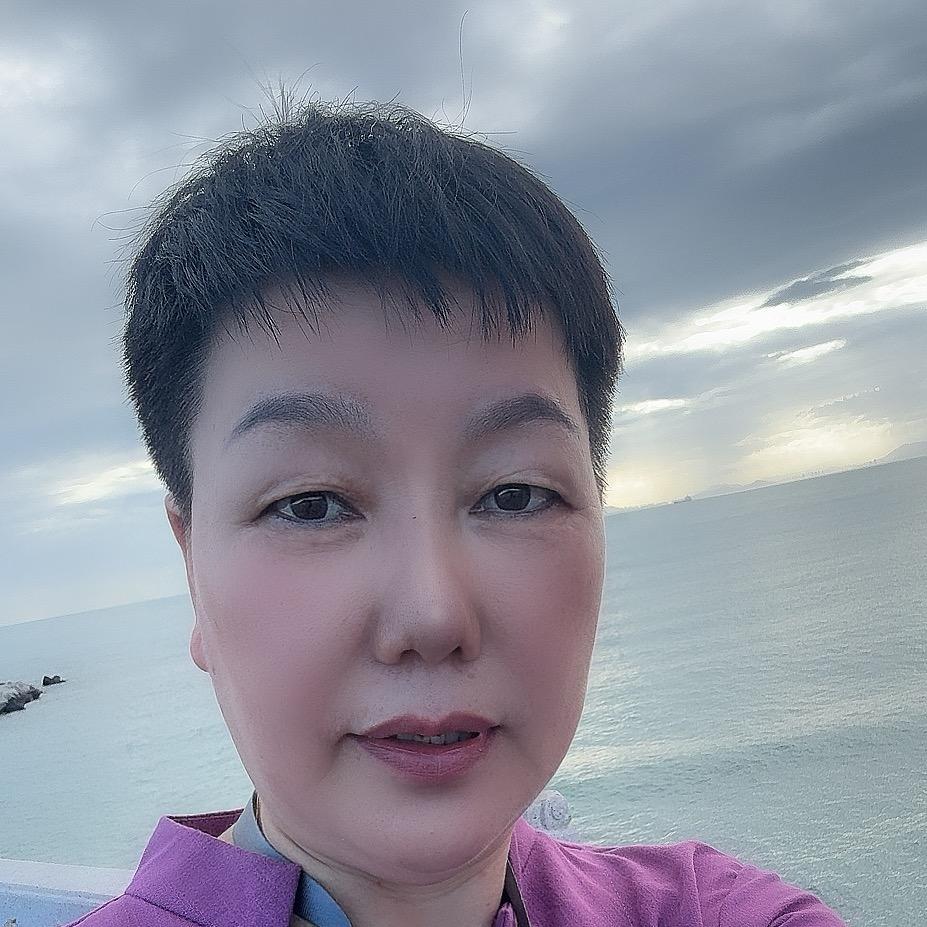 小英内衣生活馆掌柜