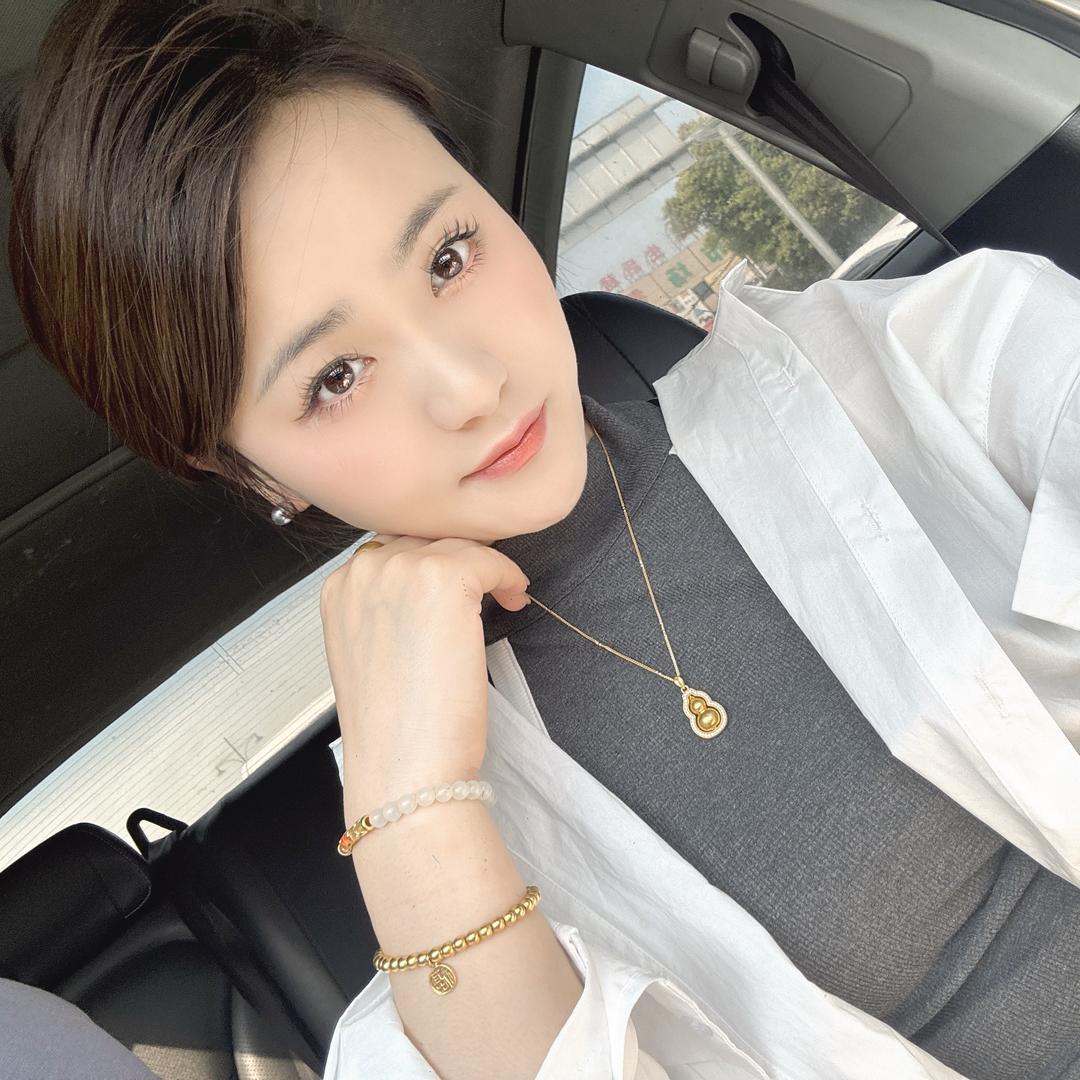 金小姐的女装工厂
