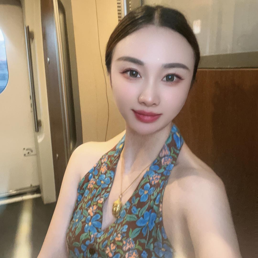钱哆哆女装批发