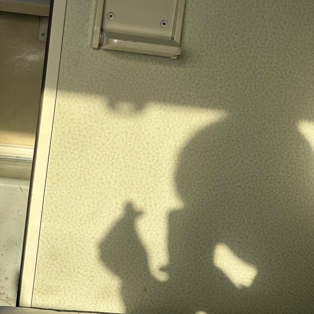 1127